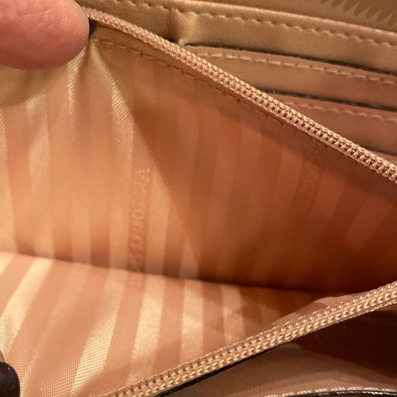 Victoria’s Secret wallet - Picture 5 of 5